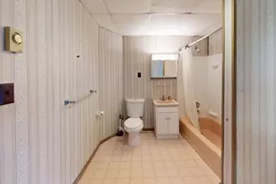 51 Uxbridge St, Worcester, MA 01605 - Photo 29