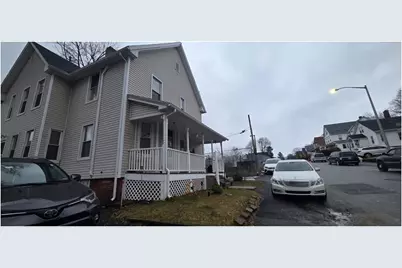 51 Uxbridge St, Worcester, MA 01605 - Photo 9