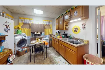 51 Uxbridge St, Worcester, MA 01605 - Photo 13