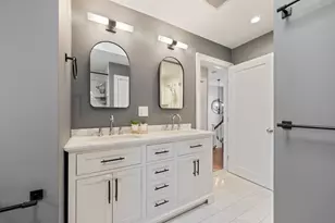 333 W Fourth St, Boston, MA 02127 - Photo 15