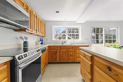 66 Upland, Needham, MA 02492 - Photo 9