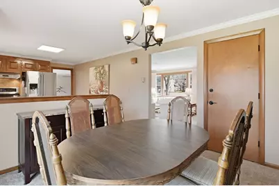 64 Brookwood Dr, Longmeadow, MA 01106 - Photo 11