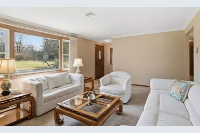 64 Brookwood Dr, Longmeadow, MA 01106 - Photo 7