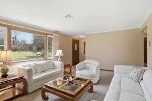 64 Brookwood Dr, Longmeadow, MA 01106 - Photo 7