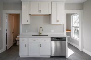 32 Burnap St, Fitchburg, MA 01420 - Photo 5