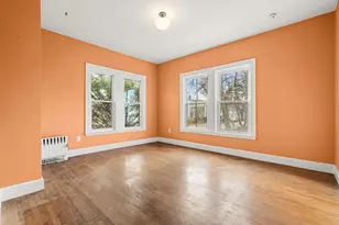 76 Myrtle St, Lynn, MA 01905 - Photo 3