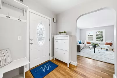 112 Ashcroft Rd, Medford, MA 02155 - Photo 3