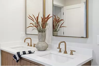 2 Collier Rd, Scituate, MA 02066 - Photo 15