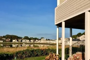 7 Bay St, Hull, MA 02045 - Photo 29