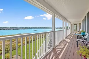 7 Bay St, Hull, MA 02045 - Photo 11