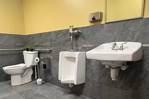 377 Summer St, Somerville, MA 02144 - Photo 17