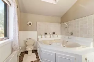 469 Lake Ave, Worcester, MA 01604 - Photo 37