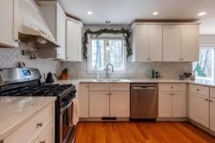 116 Towne Hill Rd, Haverhill, MA 01835 - Photo 9