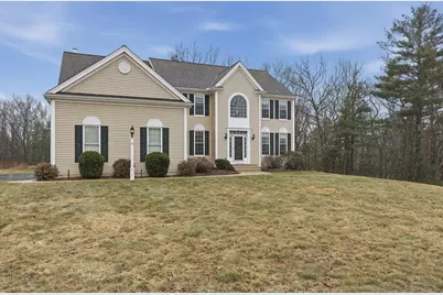 11 Howarth Drive, Upton, MA 01568 - Photo 3