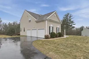 11 Howarth Dr, Upton, MA 01568 - Photo 39