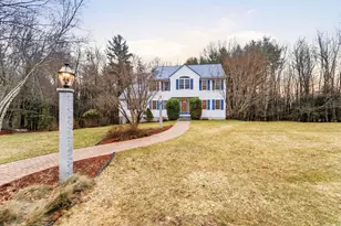 25 Stanphyl Rd, Uxbridge, MA 01569 - Photo 3