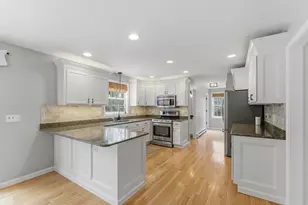 25 Stanphyl Rd, Uxbridge, MA 01569 - Photo 9