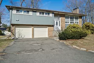 12 Darrell Dr, Randolph, MA 02368 - Photo 3