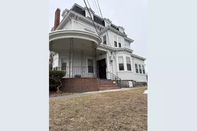 229 Jackson St, Lawrence, MA 01841 - Photo 3