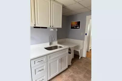 229 Jackson St, Lawrence, MA 01841 - Photo 11