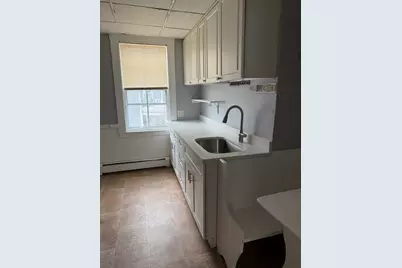 229 Jackson St, Lawrence, MA 01841 - Photo 11