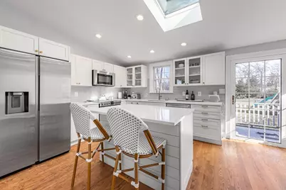 8 Clifton Road, Natick, MA 01760 - Photo 3