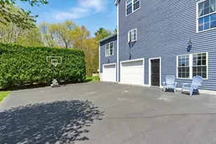 711 Samuel Dr, Northbridge, MA 01588 - Photo 3