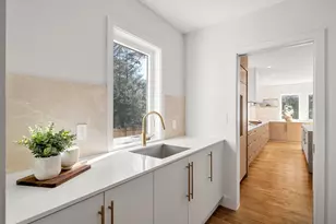 873 Chestnut St, Newton, MA 02468 - Photo 13