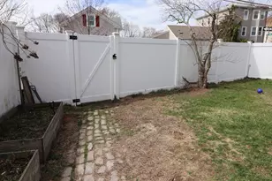 120 Willow St, New Bedford, MA 02740 - Photo 11