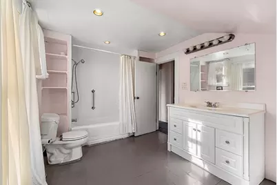 21 Chestnut St, Woburn, MA 01801 - Photo 29