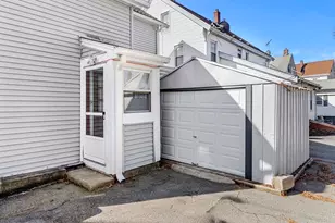 21 Chestnut St, Woburn, MA 01801 - Photo 29