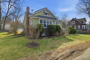 19 Orpheum Ave, East Longmeadow, MA 01028 - Photo 3