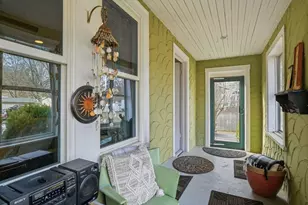 19 Orpheum Ave, East Longmeadow, MA 01028 - Photo 5