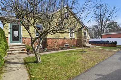 19 Orpheum Ave, East Longmeadow, MA 01028 - Photo 5