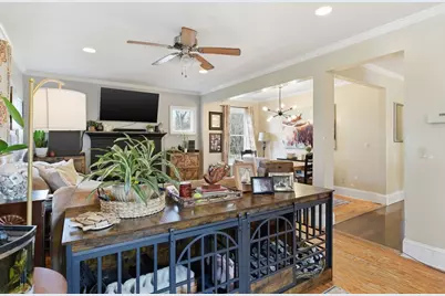 19 Orpheum Ave, East Longmeadow, MA 01028 - Photo 9