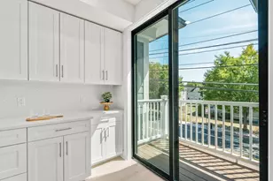 260 Elm St, Everett, MA 02149 - Photo 11