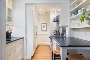 97 Mt Vernon St, Boston, MA 02108 - Photo 5