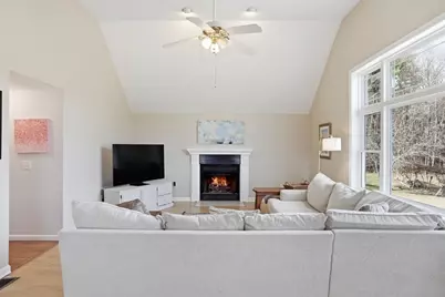 24 Dow Street, Pepperell, MA 01463 - Photo 7