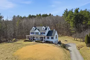 24 Dow St, Pepperell, MA 01463 - Photo 1