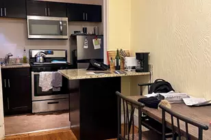 81 W Cedar St, Boston, MA 02114 - Photo 3