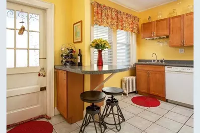 550 Centre Street #8, Boston, MA 02130 - Photo 3