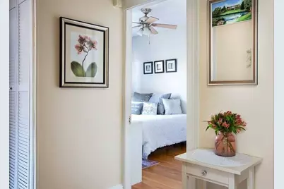 550 Centre Street #8, Boston, MA 02130 - Photo 7