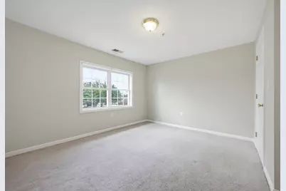 100 Lawrence St #18, Haverhill, MA 01830 - Photo 19