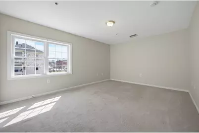 100 Lawrence St #18, Haverhill, MA 01830 - Photo 17