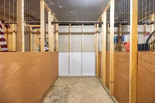 100 Lawrence St, Haverhill, MA 01830 - Photo 33