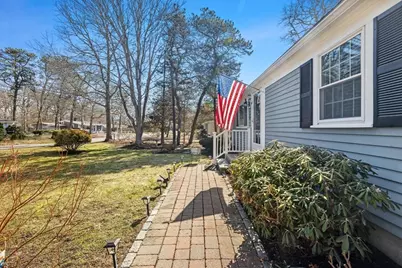 47 Nobby Ln, Yarmouth, MA 02673 - Photo 3