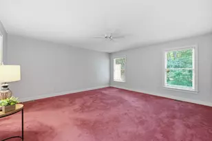 300 Pinehurst Dr, East Longmeadow, MA 01028 - Photo 17