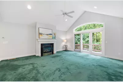 300 Pinehurst Drive #300, East Longmeadow, MA 01028 - Photo 13