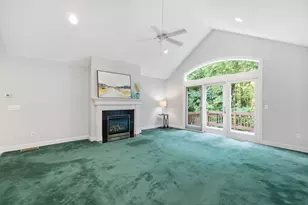 300 Pinehurst Dr, East Longmeadow, MA 01028 - Photo 13