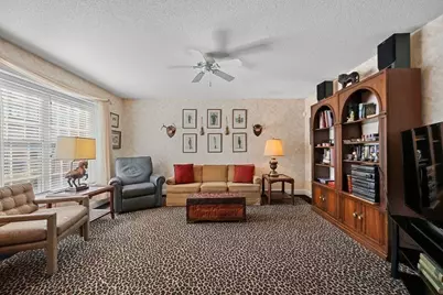 300 Pinehurst Drive #300, East Longmeadow, MA 01028 - Photo 5